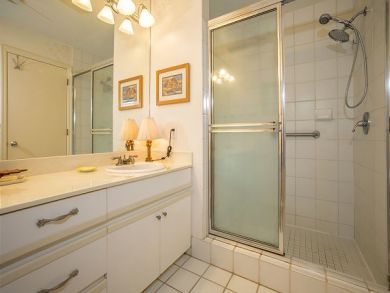 Kamaole Beach Across The Street Great Location Call Today